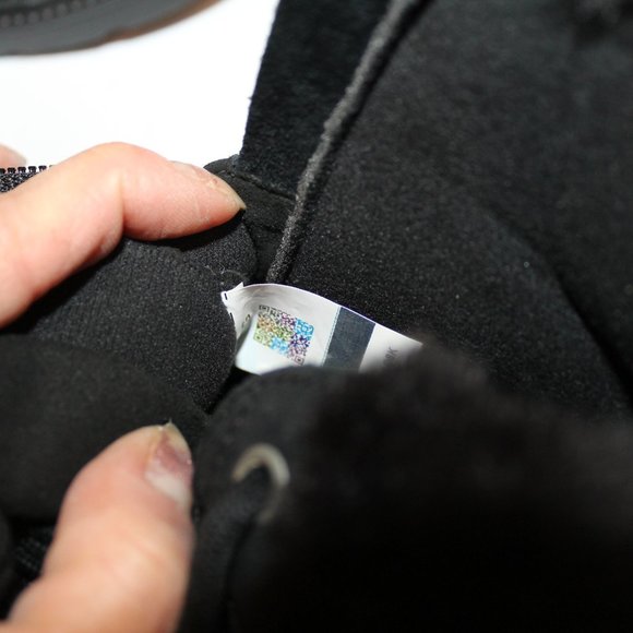 NIB UGG YOUTH 5 6 WOMENS 6.5-7 7.5-8 WATERPROOF BLACK SUEDE ANKLE BOOTS - Picture 7 of 8